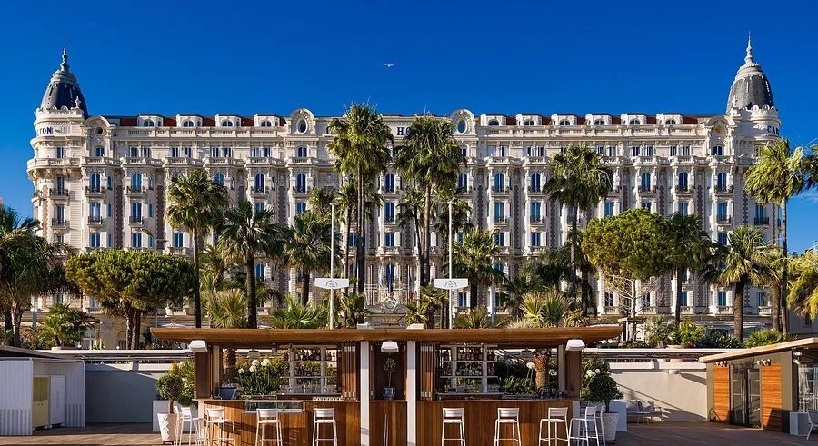 Débarras de bureaux, commerces et locaux professionnels à Cannes